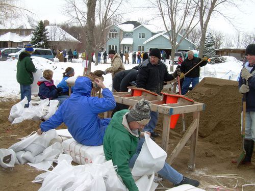 sandbagging_mar26_1a.jpg